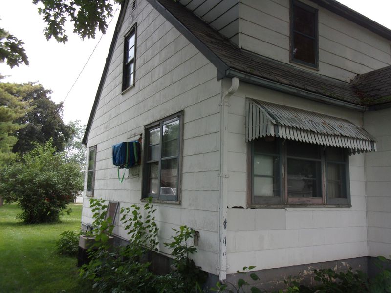 209 Winnebago Ave, Fairmont, MN 56031