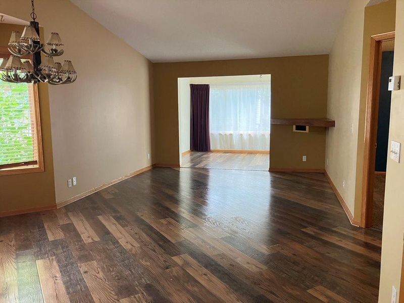986 16th Ave SE, Forest Lake, MN 55025