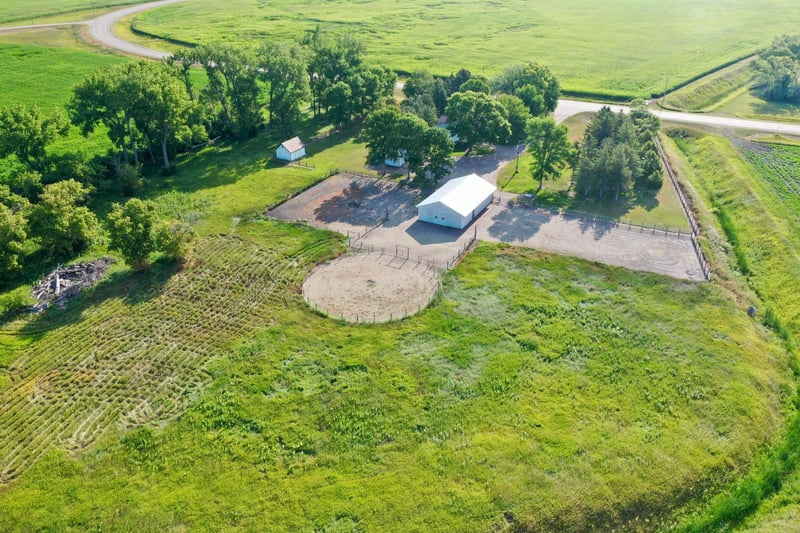 7852 142nd St SW, Raymond, MN 56282