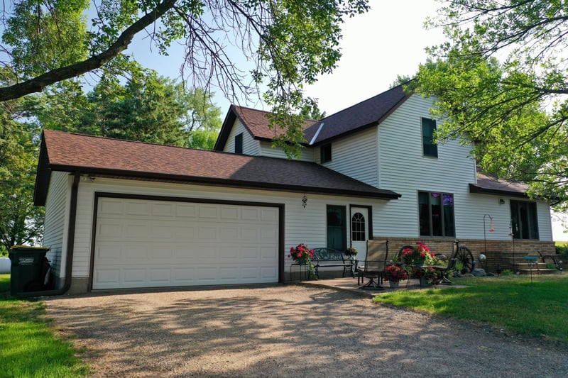 7852 142nd St SW, Raymond, MN 56282