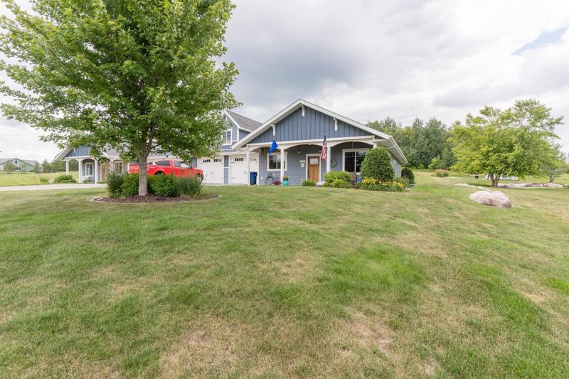 303 Two Rivers Rd, Fergus Falls, MN 56537