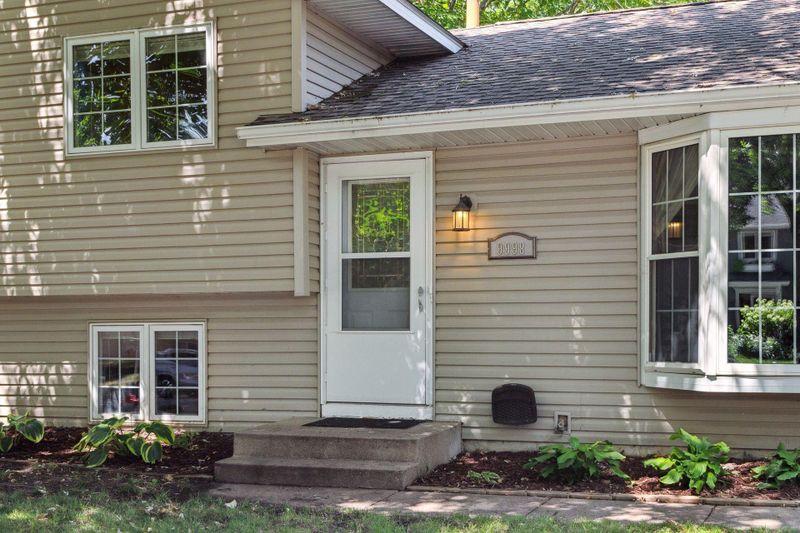 9998 108th Pl N, Maple Grove, MN 55369