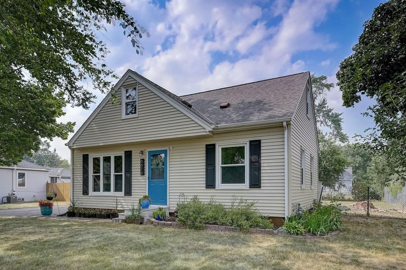 6616 Cloverdale Ave, Crystal, MN 55428