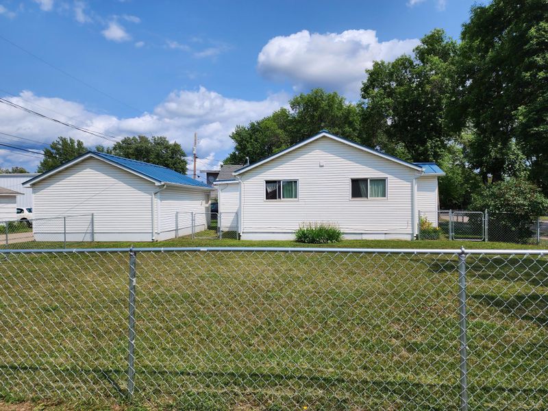 1305 10th St S, Virginia, MN 55792