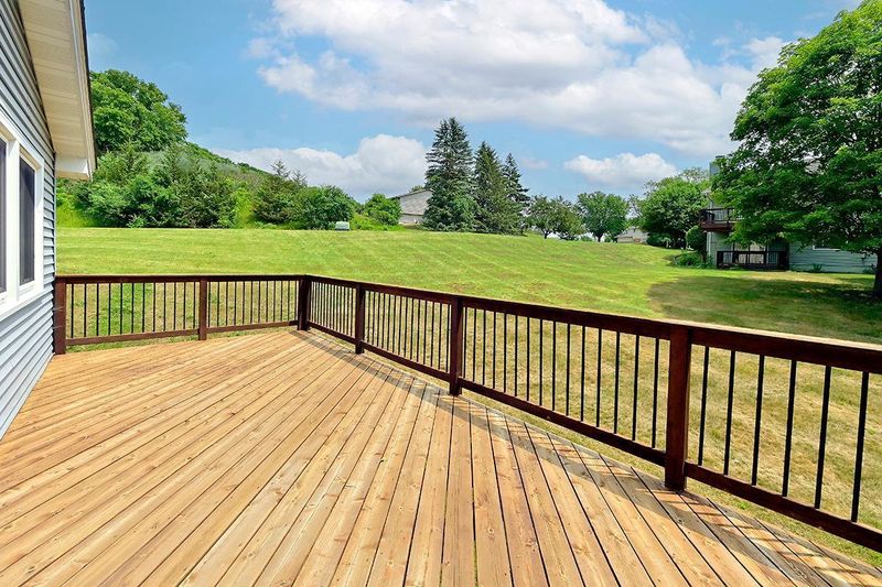 6105 Covington Ter, Minnetonka, MN 55345