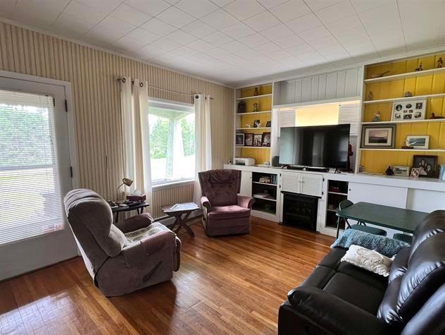 9135 Sunnyside Ln, Port Wing, WI 54865