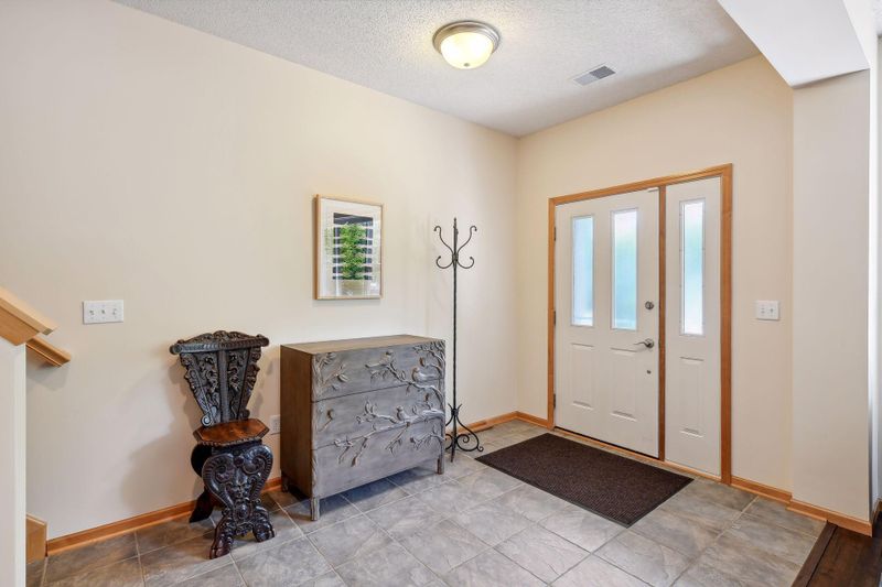 6090 W 16th St #910, Saint Louis Park, MN 55416