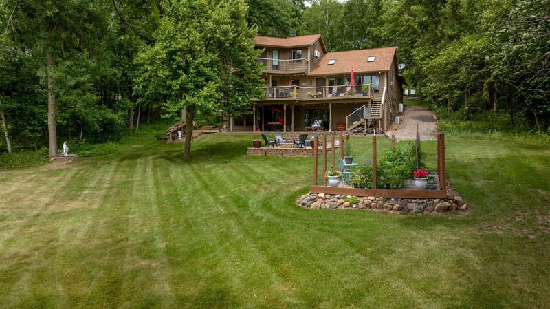 2161 Red Oak Dr SW, Brainerd, MN 56401