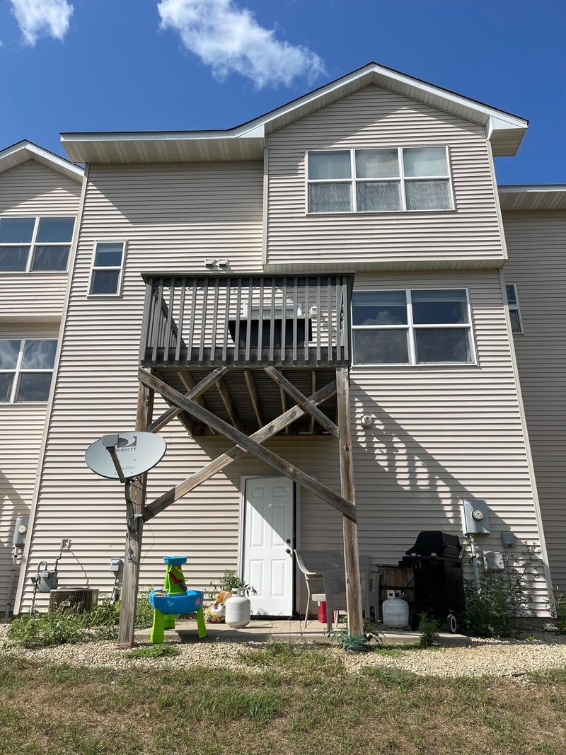 553 William St, Big Lake, MN 55309