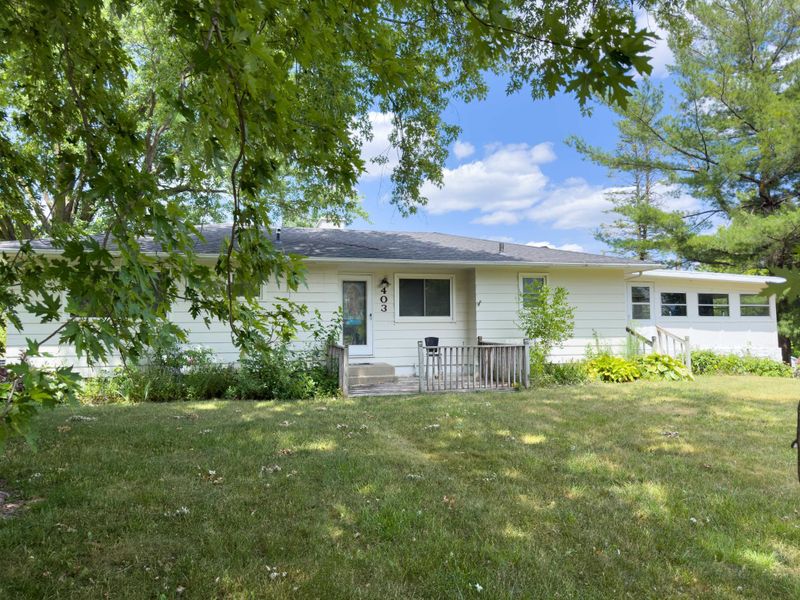 403 23rd St SW, Rochester, MN 55902