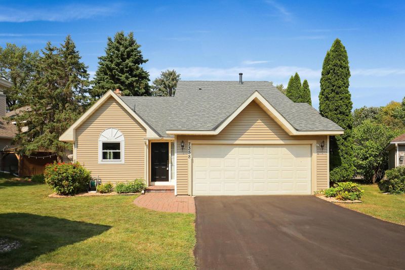 7358 Williams Ln, Eden Prairie, MN 55346