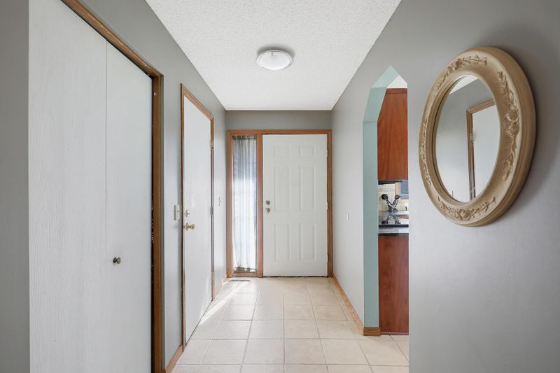 7358 Williams Ln, Eden Prairie, MN 55346