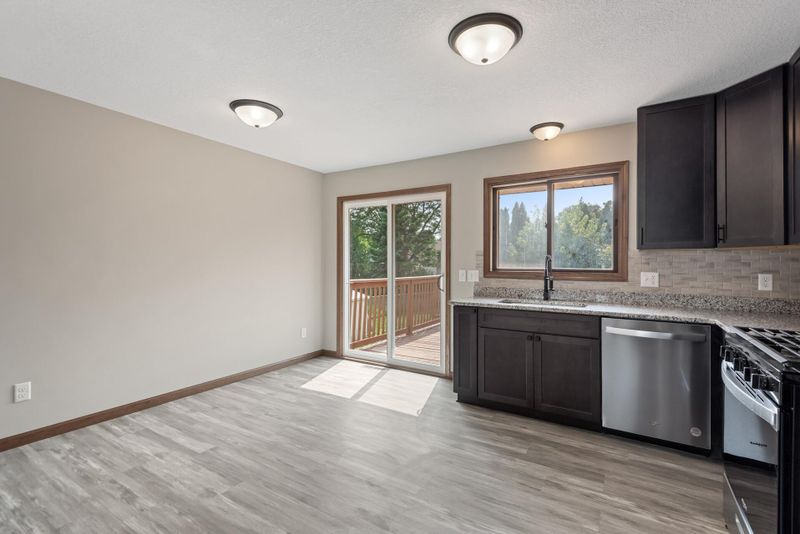 2081 Park Row, North Saint Paul, MN 55109