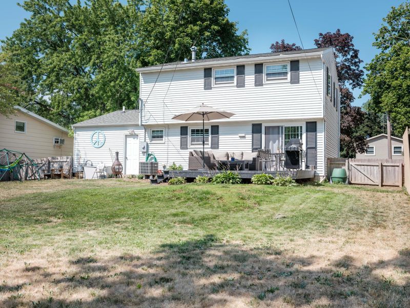1420 8 1/2 Ave SE, Rochester, MN 55904