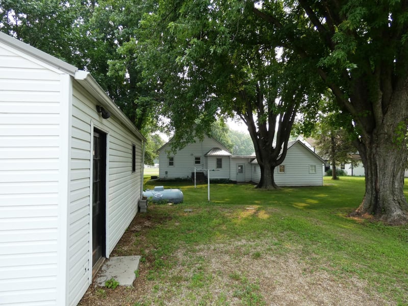 361 Hansen St, Iona, MN 56141