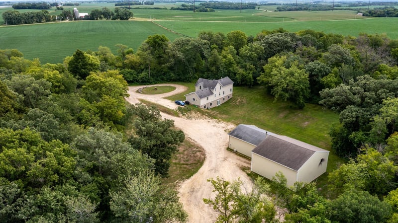 47352 County 43 Blvd, Zumbrota, MN 55992
