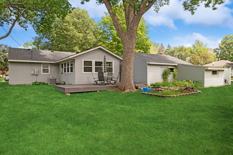 2001 Dixon Dr, Bloomington, MN 55431