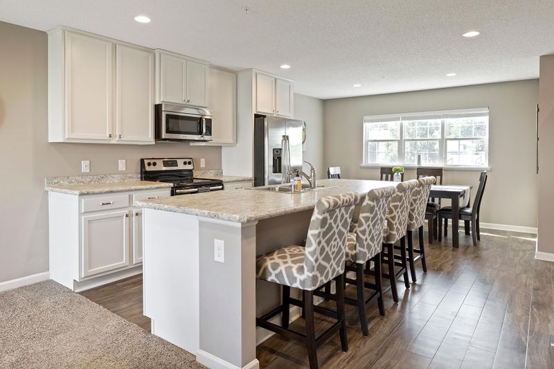683 Village Dr, Lino Lakes, MN 55014