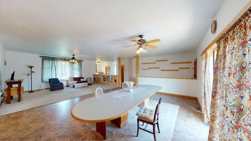 61848 Cloverdale Rd, Askov, MN 55704
