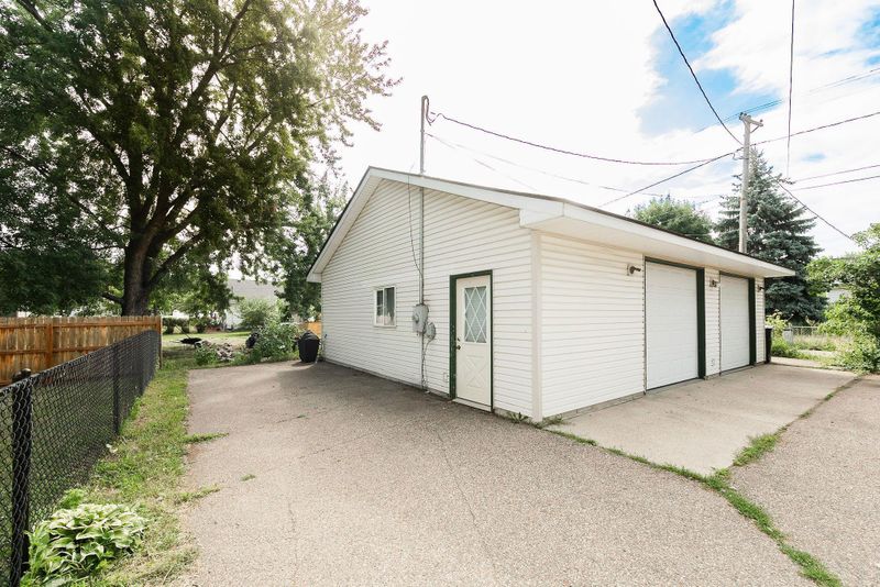 436 5th Ave W, Shakopee, MN 55379