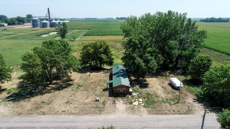 000 Bowman St, Stewart, MN 55385