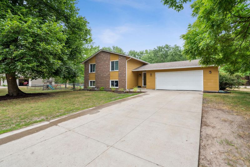 3332 75th Ave N, Brooklyn Park, MN 55443