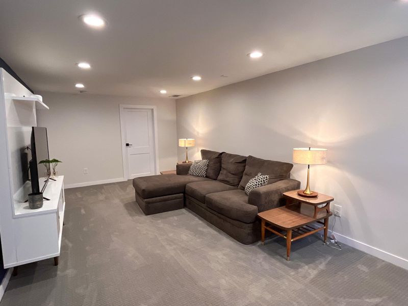 2386 Brighton Ln, New Brighton, MN 55112