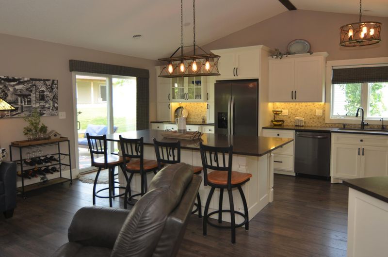 821 Aurora Cir, Red Wing, MN 55066