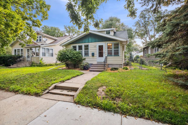 3305 40th Ave S, Minneapolis, MN 55406