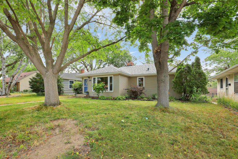 4401 Beard Ave N, Robbinsdale, MN 55422