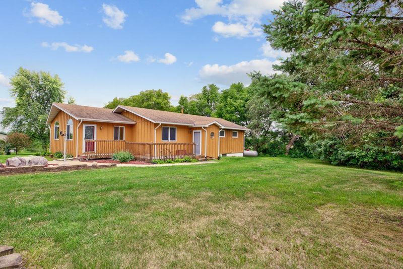 4566 Clearwater Trl, Lonsdale, MN 55046