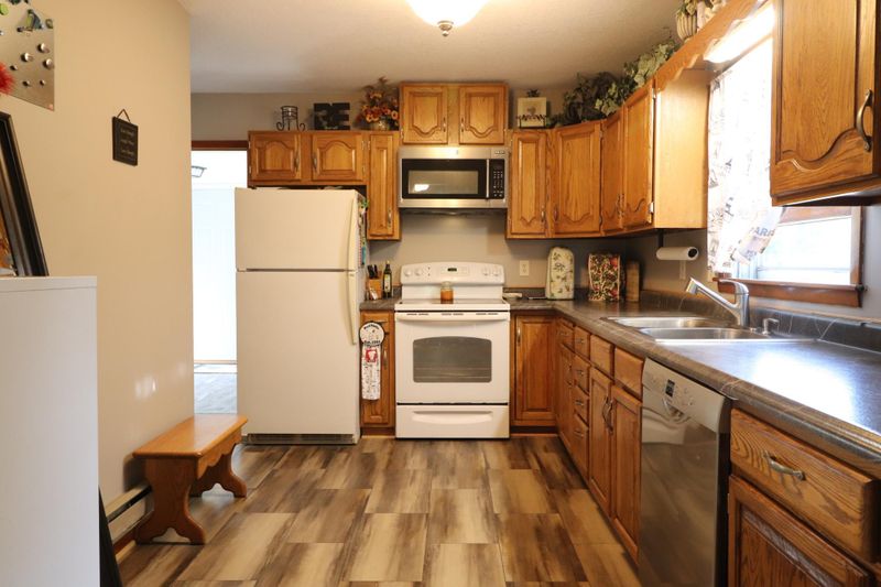 408 1st St N, Hoffman, MN 56339