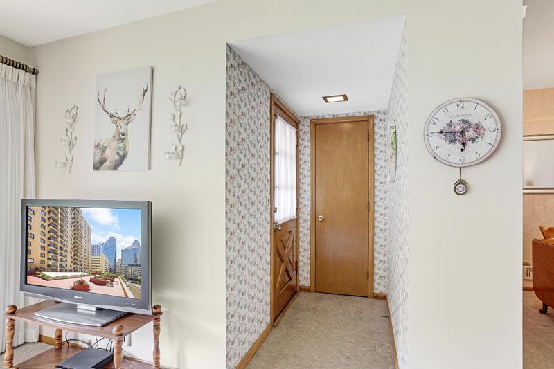 7370 Tempo Ter NE, Fridley, MN 55432