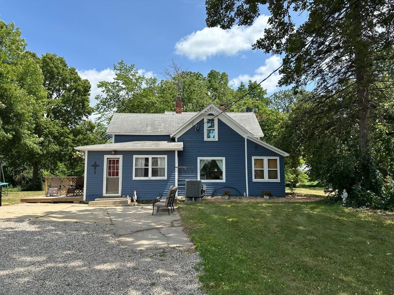 60949 205th St, Litchfield, MN 55355
