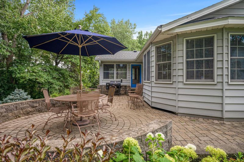 1954 59th Ct E, Inver Grove Heights, MN 55077