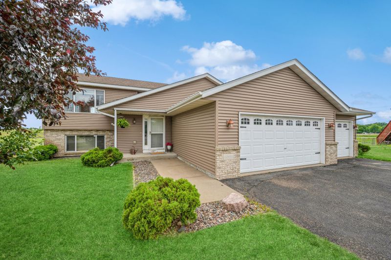 4544 Cobblestone Ct, Monticello, MN 55362