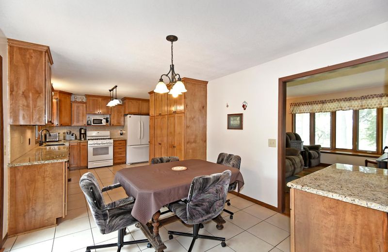 41933 135th St, Waseca, MN 56093