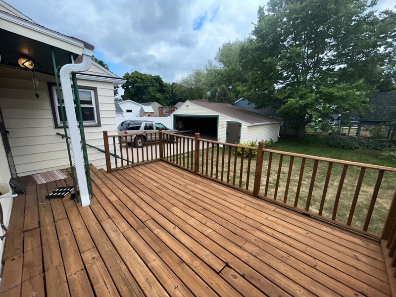 638 15th St NE, Rochester, MN 55906