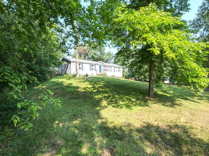 N3735 947th St, Elk Mound, WI 54739