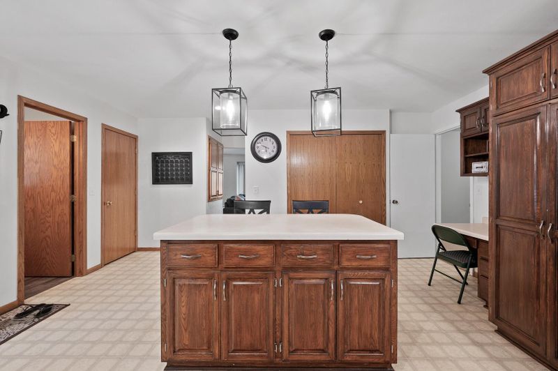 30315 Broadway St, Lindstrom, MN 55045
