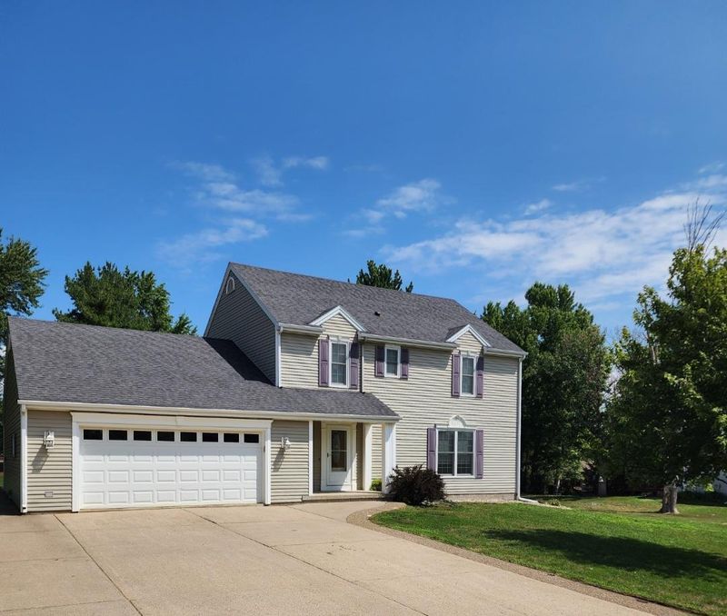 109 Kaukis Dr, Le Sueur, MN 56058