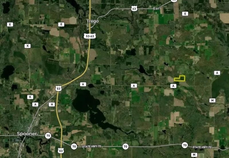 N6270 9th St, Spooner, WI 54801