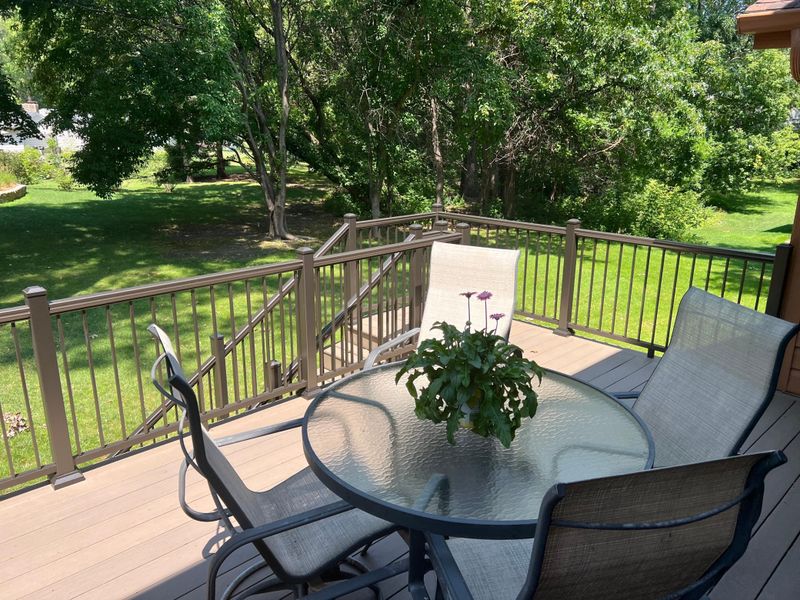 2882 Lake Diane Ct, New Brighton, MN 55112
