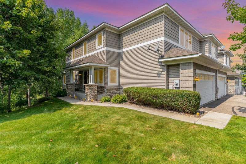 6850 Folkestone Rd, Apple Valley, MN 55124