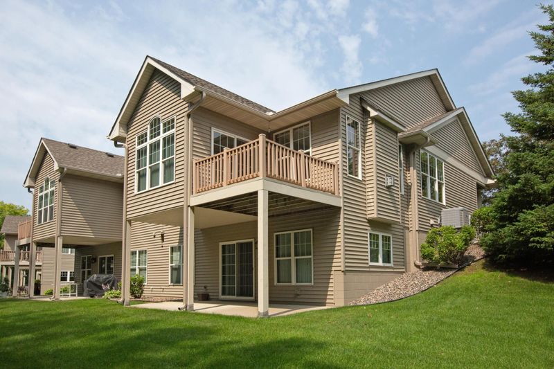 7160 Ballard Trl, Inver Grove Heights, MN 55077