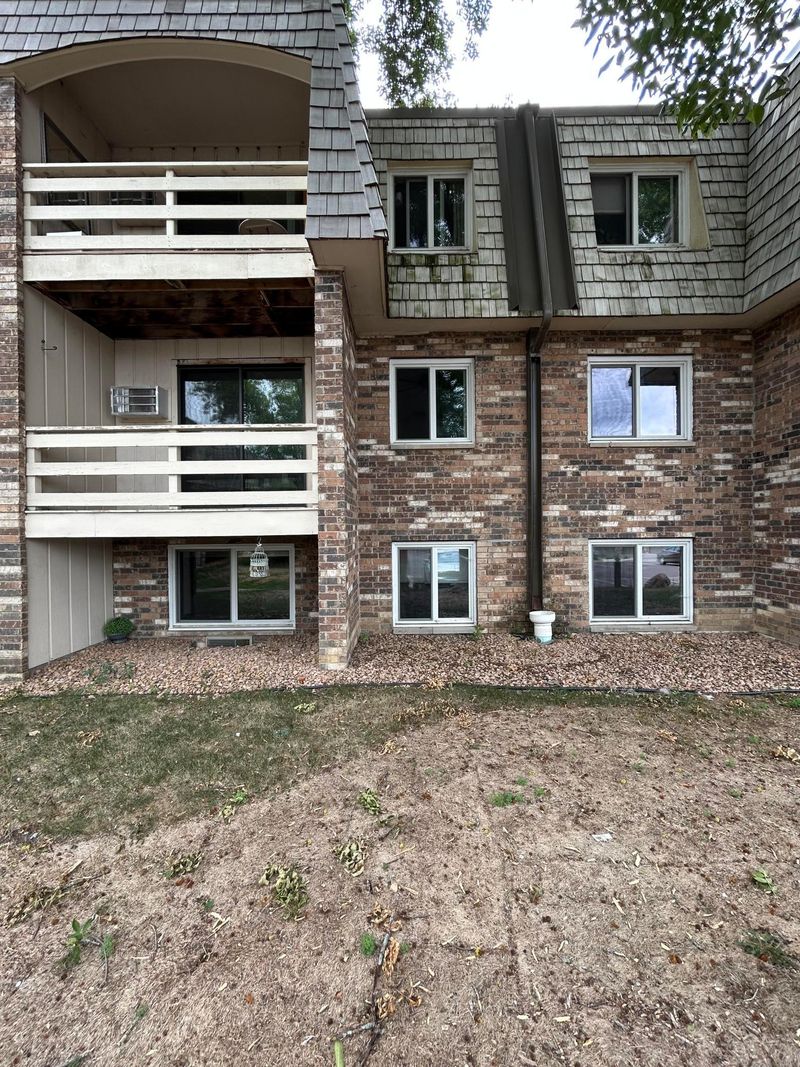 4407 Wilshire Blvd #204, Mound, MN 55364