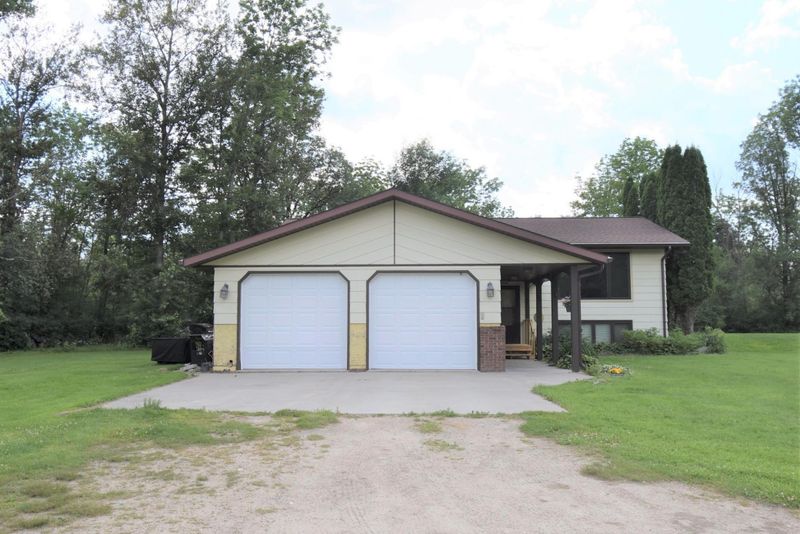59614 335th St, Warroad, MN 56763