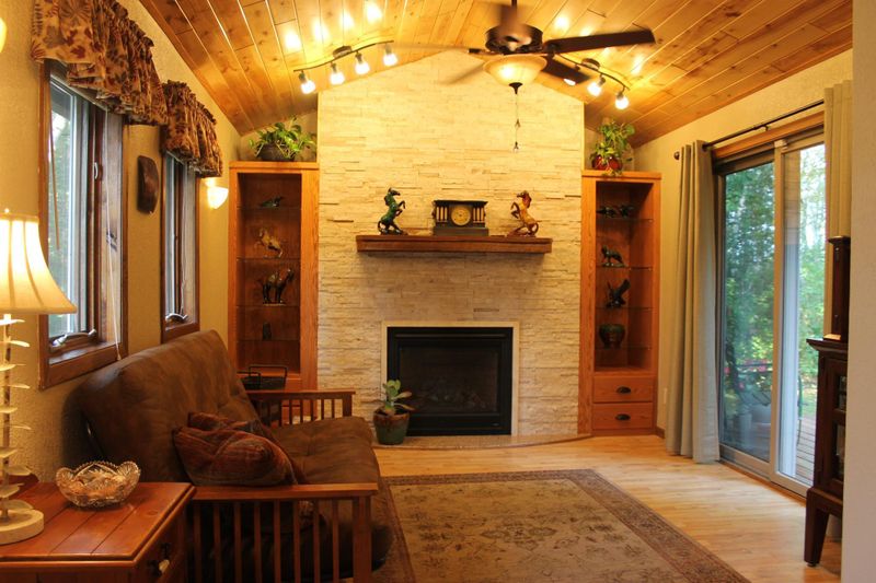 37213 Skyview Rd, Hillman, MN 56338