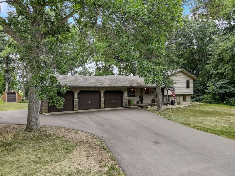 17435 Vergus Ave, Jordan, MN 55352