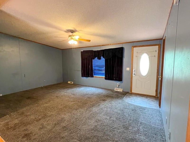 413 Water Ave N, Saint Hilaire, MN 56754